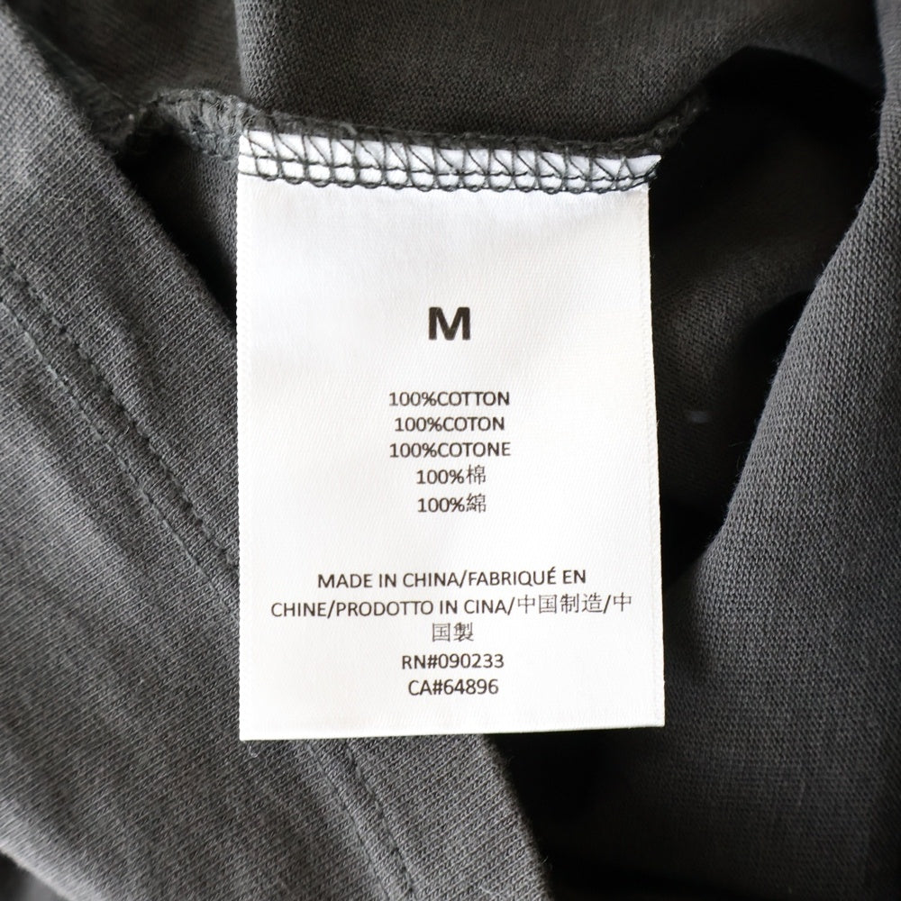 ESSENTIALS FEAR OF GOD(エッセンシャル フィアオブゴッド) 1977 フロントデザイン クルーネック カットソー 半袖Tシャツ ブラック