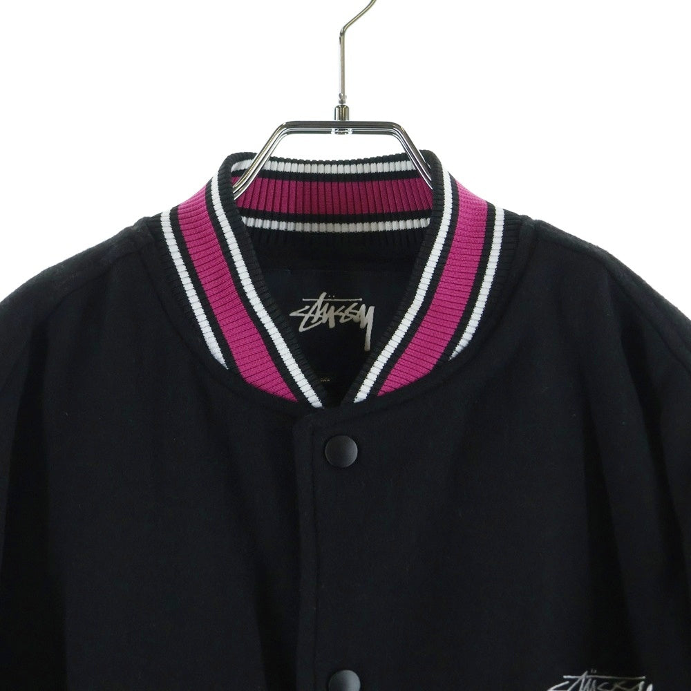 STUSSY(ステューシー) VARSITY JACKET 両面エンブロイダリーデザイン ダブルポケット バーシティー スタジアムジャンパー ブラック