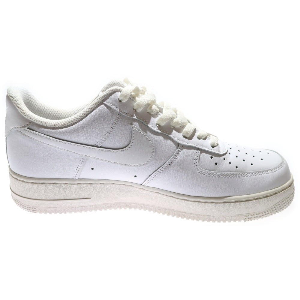 新品NIKE ナイキ エアフォース1 LOW '07 ホワイト 27cm NIKE(ナイキ) AIR FORCE 1 LOW 07 エアフォース1 ローカットスニーカー