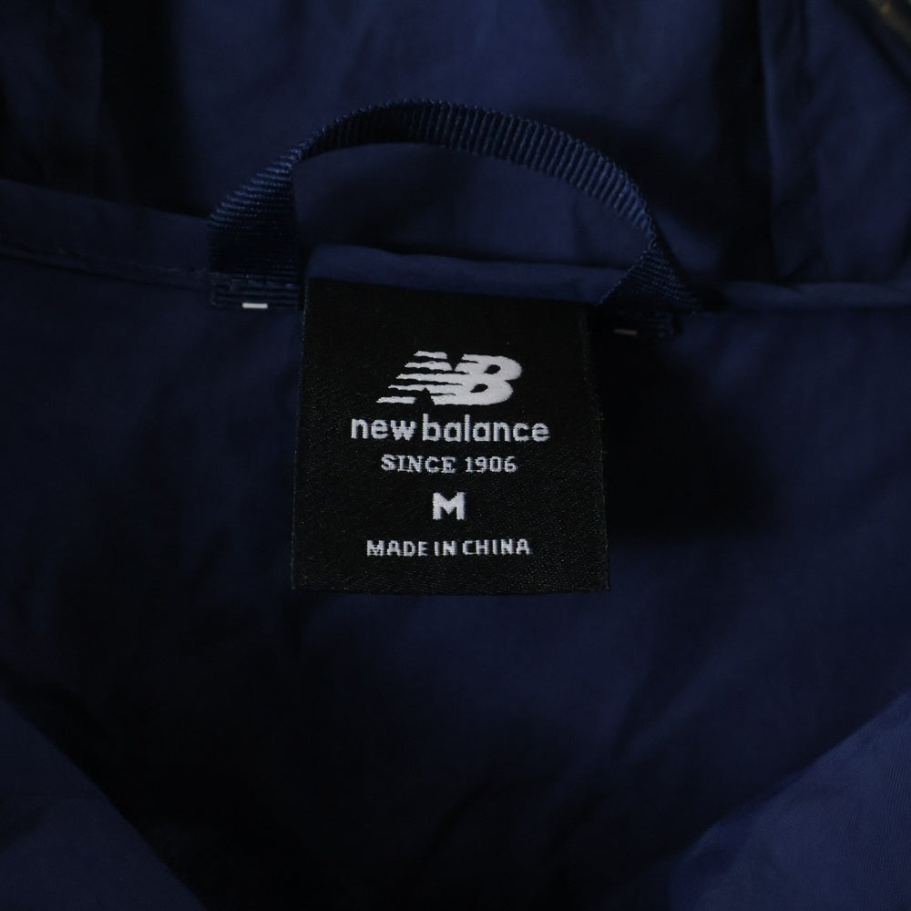 New Balance(ニューバランス) 胸ロゴデザイン ダブルポケット フーデッド ジップアップ ナイロンジャケット ネイビー MJ31500
