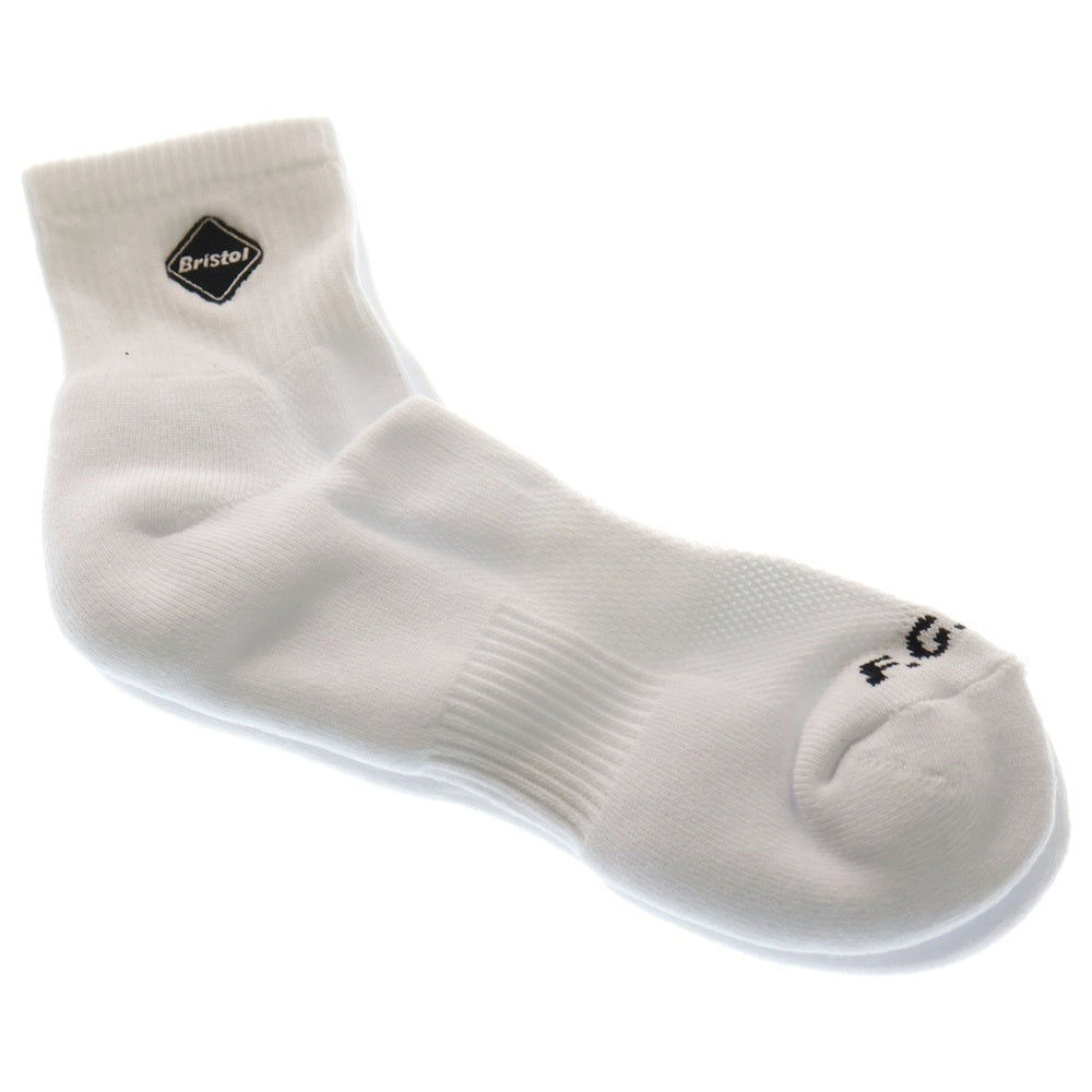 F.C.R.B./F.C.Real Bristol/FCRB(エフシーアールビー/エフシーレアルブリストル) 25SS EMBLEM SHORT SOCKS エンブレムロゴプリント ショートソックス ホワイト FCRB-250121