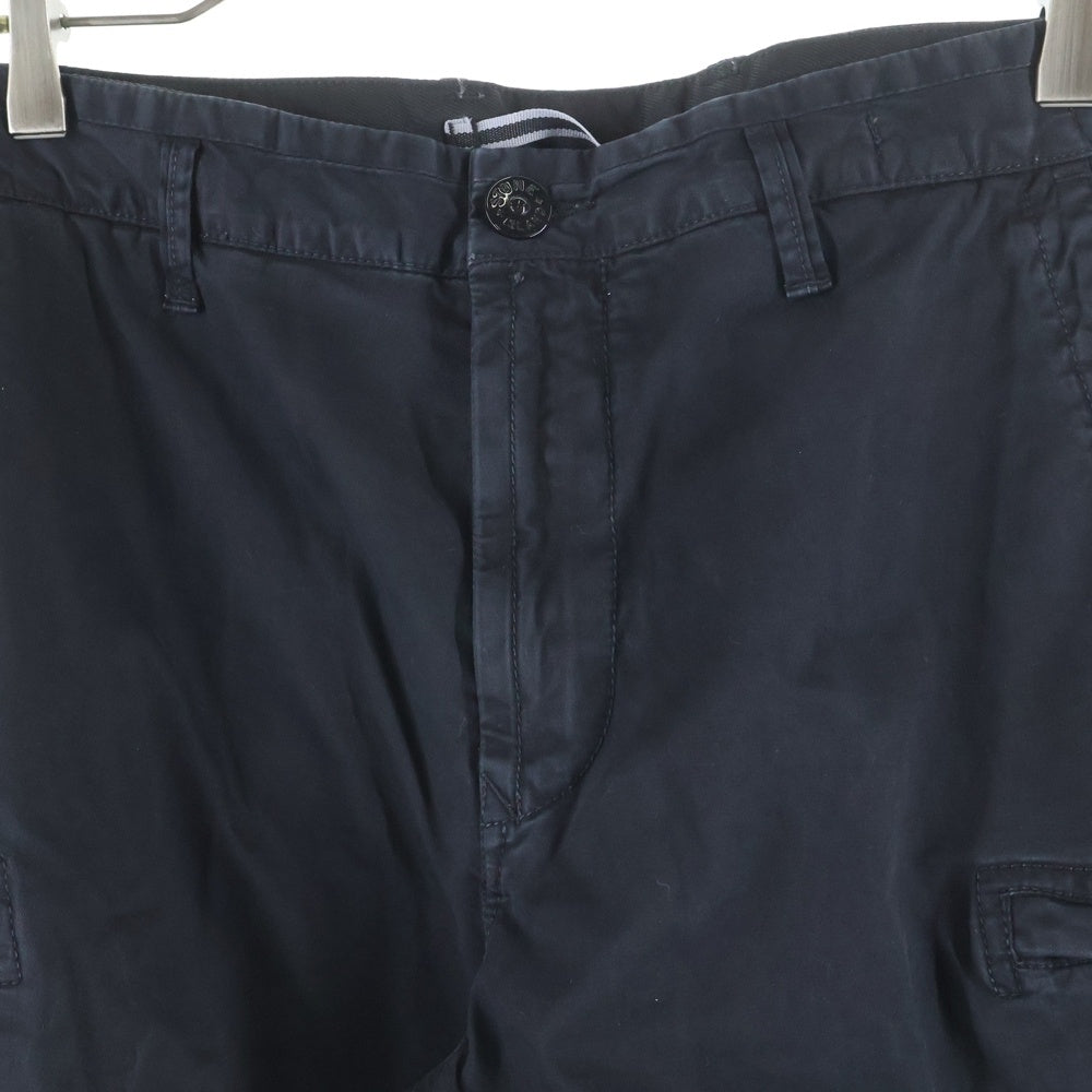 STONE ISLAND(ストーンアイランド) ロゴワッペン マルチポケット ハーフパンツ ショーツ ブラック 7015L0504