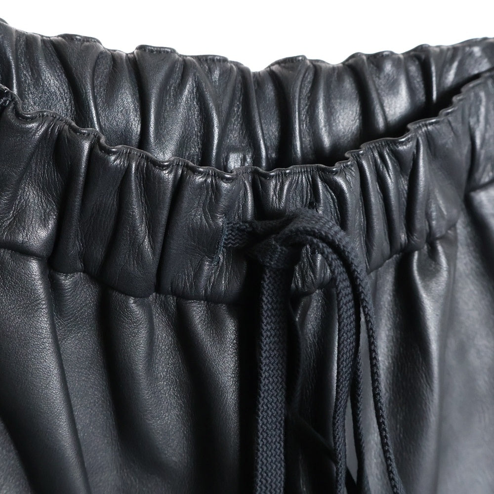 ISAMU KATAYAMA BACKLASH(イサムカタヤマバックラッシュ) MONOCHROME LUXURY STEER EASY PANTS モノクローム ラグジュアリー ジャパンステア イージーレザーパンツ ブラック 2078-01