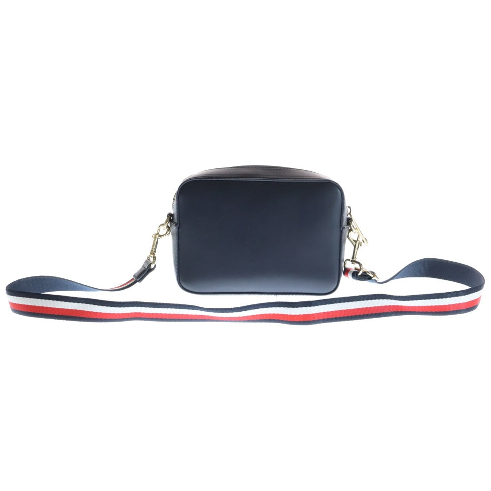 TOMMY HILFIGER(トミーヒルフィガー) ロゴプレート レザー クロスボディ ショルダーバッグ ネイビー M156930022