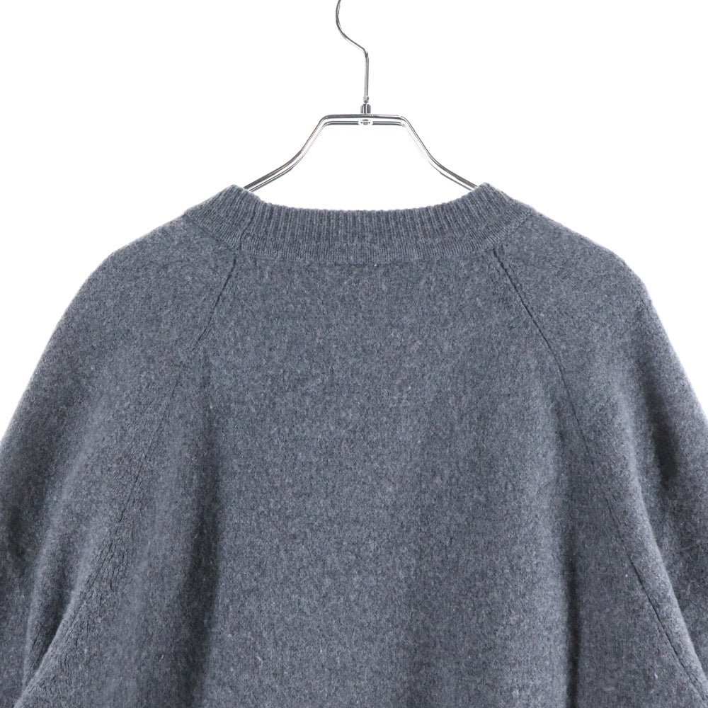 MONCLER(モンクレール) 24AW アームロゴワッペン クルーネック カシミヤ混 ウール ニットセーター グレー J20919C00014 M4281