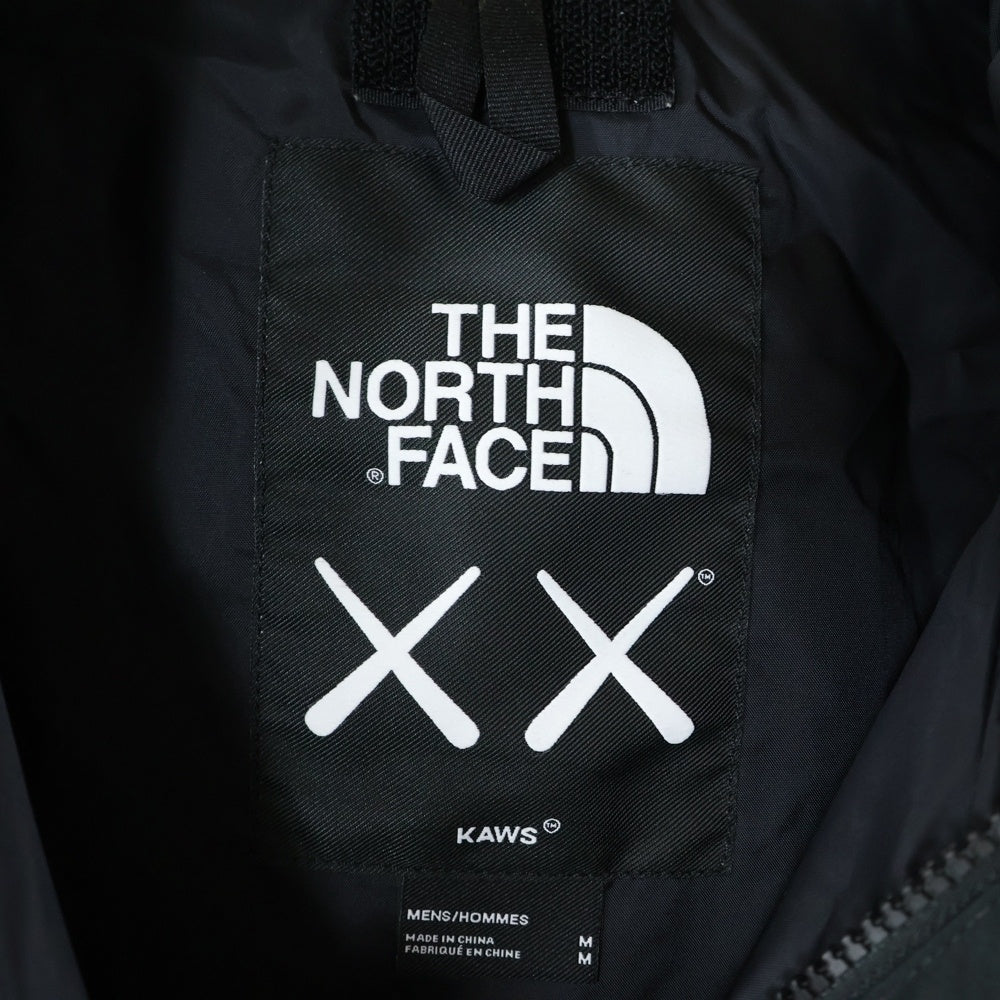 ザノースフェイス × カウズ 22AW マウンテン ジャケット ホワイト THE NORTH FACE(ザノースフェイス) 22AW x KAWS MOUNTAIN JACKET