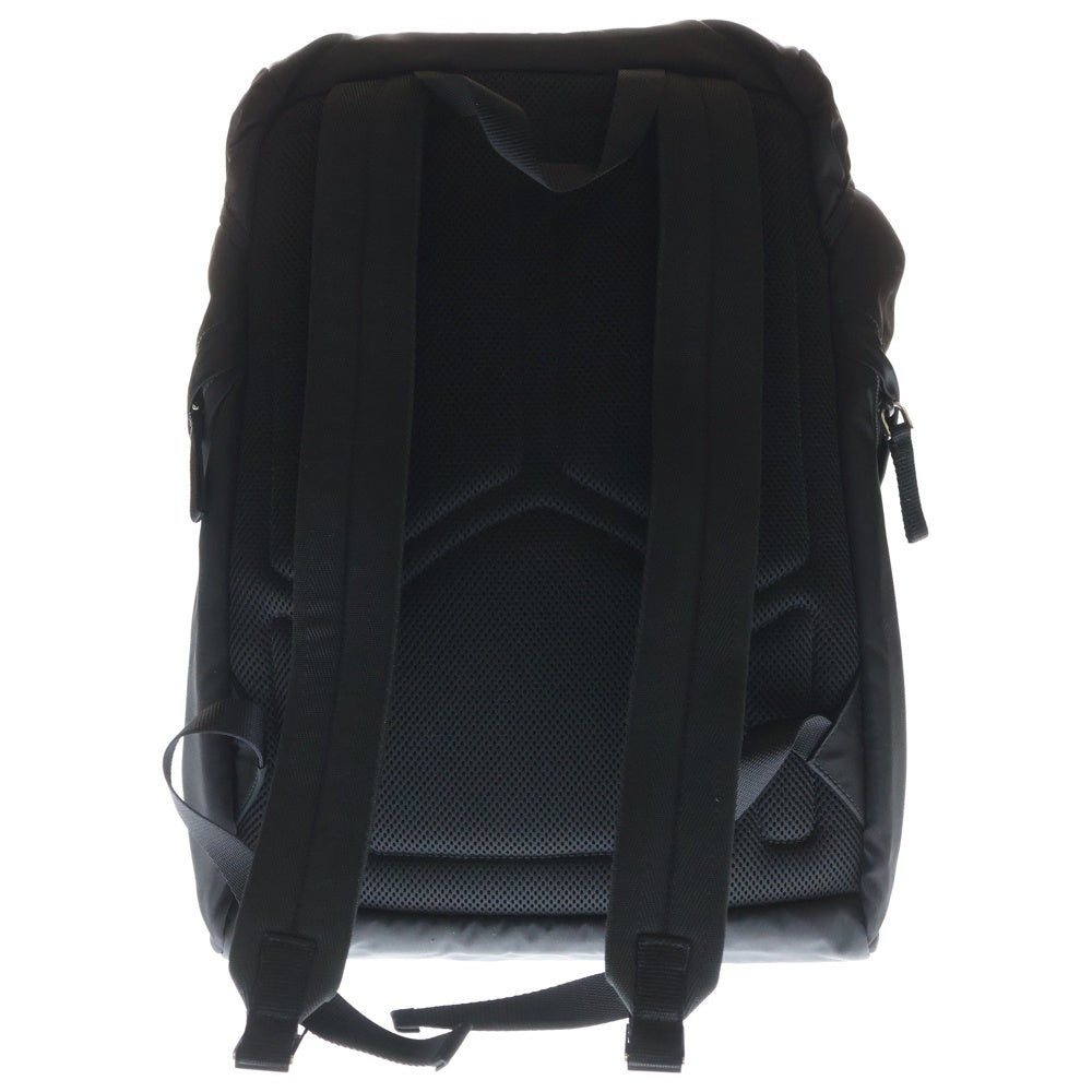 PRADA(プラダ) テスートナイロン トライアングルロゴ 三角プレート