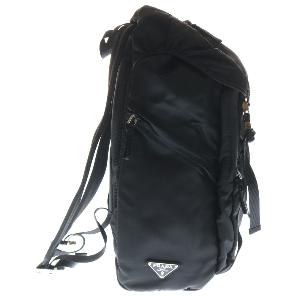 PRADA(プラダ) テスートナイロン トライアングルロゴ 三角プレート