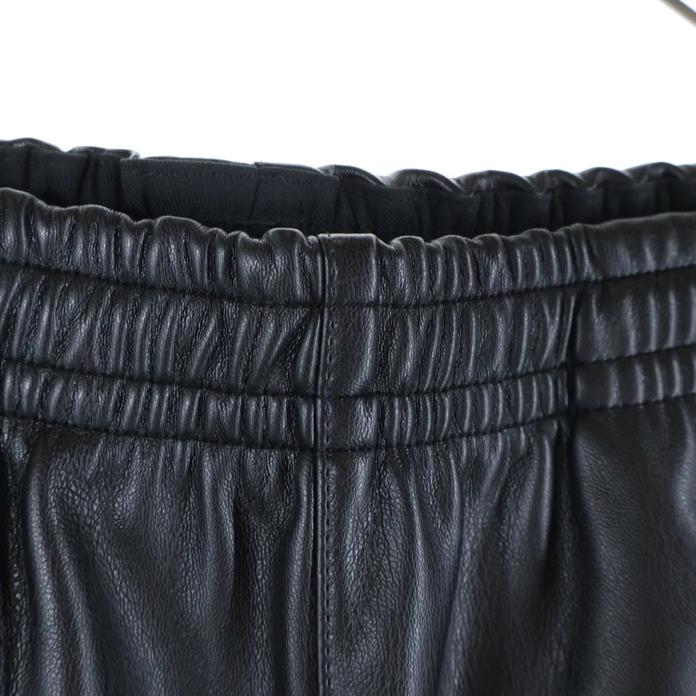 adidas(アディダス) プレザーショーツ ブラック IY7320 レディース