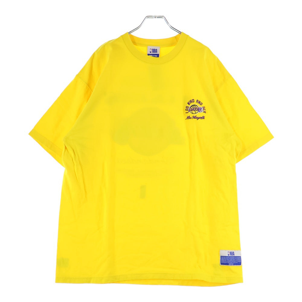 WIND AND SEA(ウィンダンシー) 23SS ×NBA LOS ANGELS LAKERS TEE エヌビーエー ロサンゼルスレーカーズ プリントTシャツ 半袖クルーネックカットソー イエロー WDS-C-NBAP0-23-Q4-01