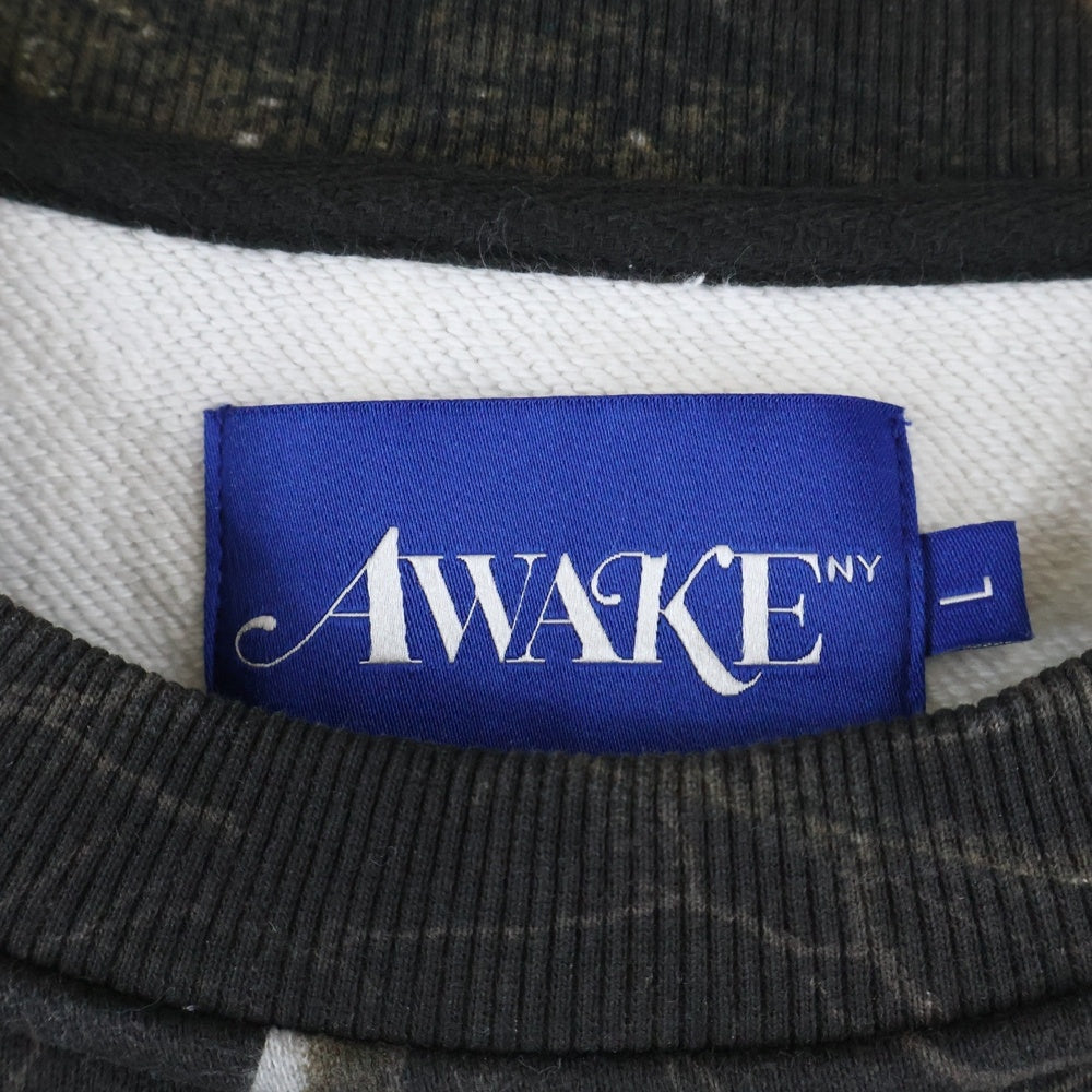 AWAKE(アウェイク) DEBOSSED CREWNECK リアルツリー デボスド クルーネックスウェット トレーナー ブラウン