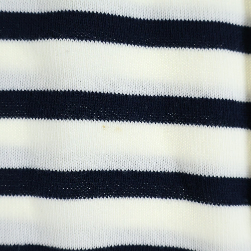 MAISON KITSUNE(メゾンキツネ) ボーダー柄 フロント刺繍 クルーネックニットセーター ホワイト/ネイビー MM00803KT1102