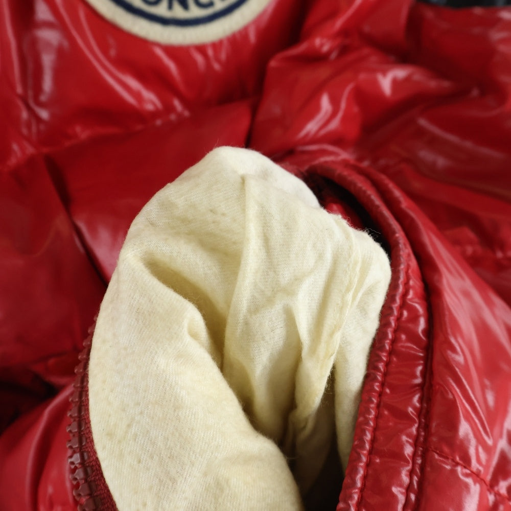 MONCLER(モンクレール) TIBET チベット 胸エンブロイダリーデザイン ダブルポケット ジップアップ ダウンベスト レッド 43302 60 68950