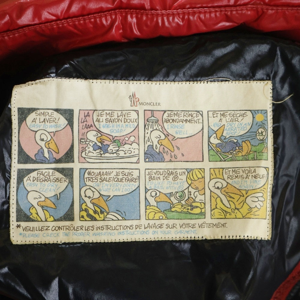 MONCLER(モンクレール) TIBET チベット 胸エンブロイダリーデザイン ダブルポケット ジップアップ ダウンベスト レッド 43302 60 68950