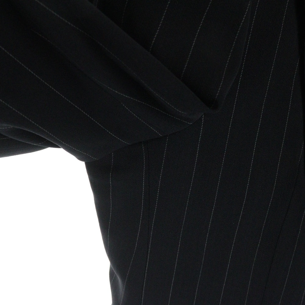 ARMANI COLLEZIONI(アルマーニ コレツィオーニ) ダブルポケット ピークドラペル ピンストライプ柄 テーラードジャケット ブラック 2B63CB