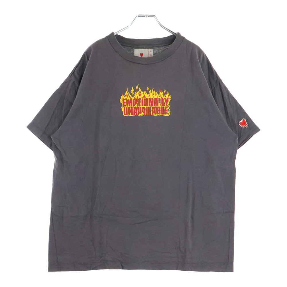 Emotionally Unavailable(エモーショナリー アンアヴェイラブル) HEARTS ON FIRE TEE ハート オン ファイヤー クルーネック カットソー 半袖Tシャツ ブラック EU-S22-0000-039