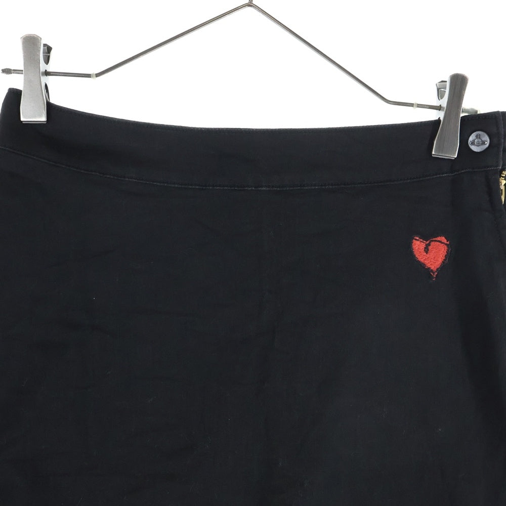 Vivienne Westwood Anglomania(ヴィヴィアンウエストウッドアングロマニア) × Lee リー ハートエンブロイダリー 変形 スカート ブラック レディース