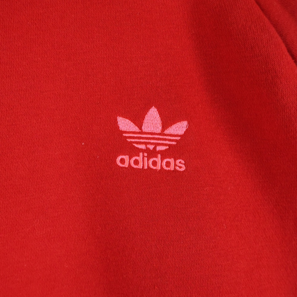 adidas(アディダス) 3 Stripes CREW S ロゴ刺繍 クルーネックスウェットトレーナー レッド EJ9693