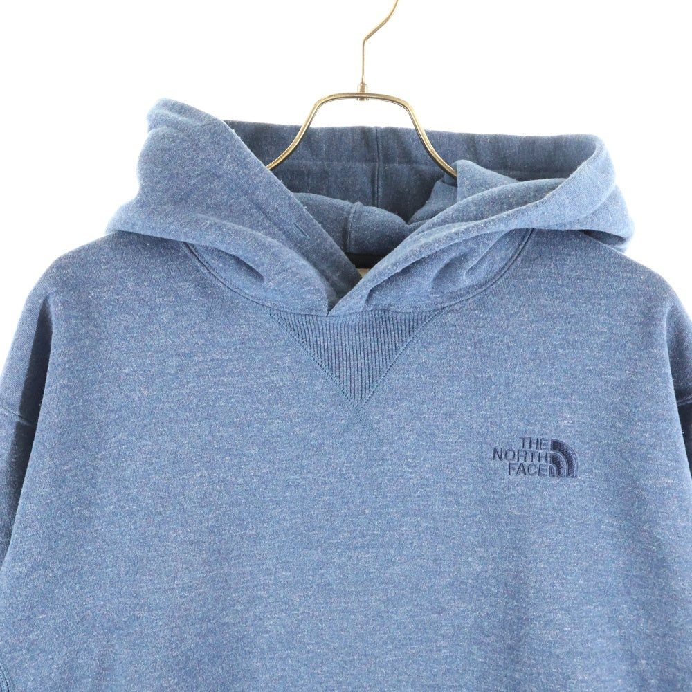 THE NORTH FACE(ザノースフェイス) アームスクエアーロゴデザイン カンガルーポケット フーデッド スウェット パーカ ブルー NT61835