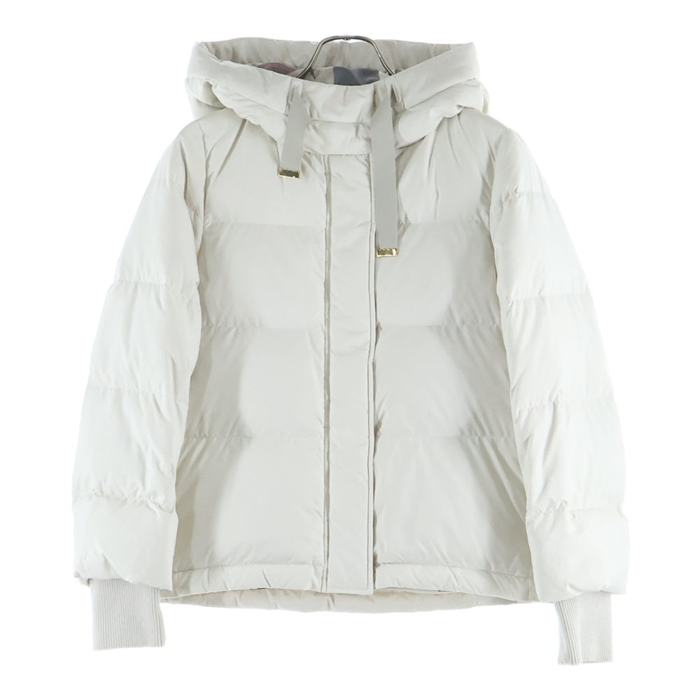 BURBERRY BLUE LABEL(バーバリーブルーレーベル) 裏地チェック ナイロン フーデッド ダウンジャケット ホワイト レディース 55C08-261-03