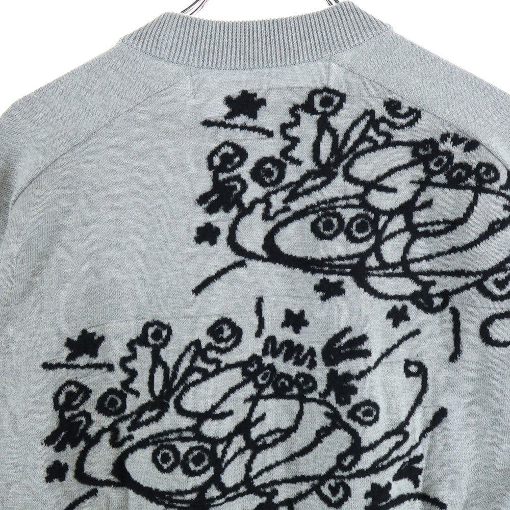 TAO COMME des GARCONS(タオコムデギャルソン) 25SS AD2024 バック刺繍 クルーネックニットセーター グレー TO-N013