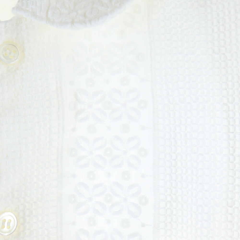 TAO COMME des GARCONS(タオコムデギャルソン) 25SS AD2024 エンブロイダリー ラウンドカラー 半袖シャツ レディース ホワイト TO-B014