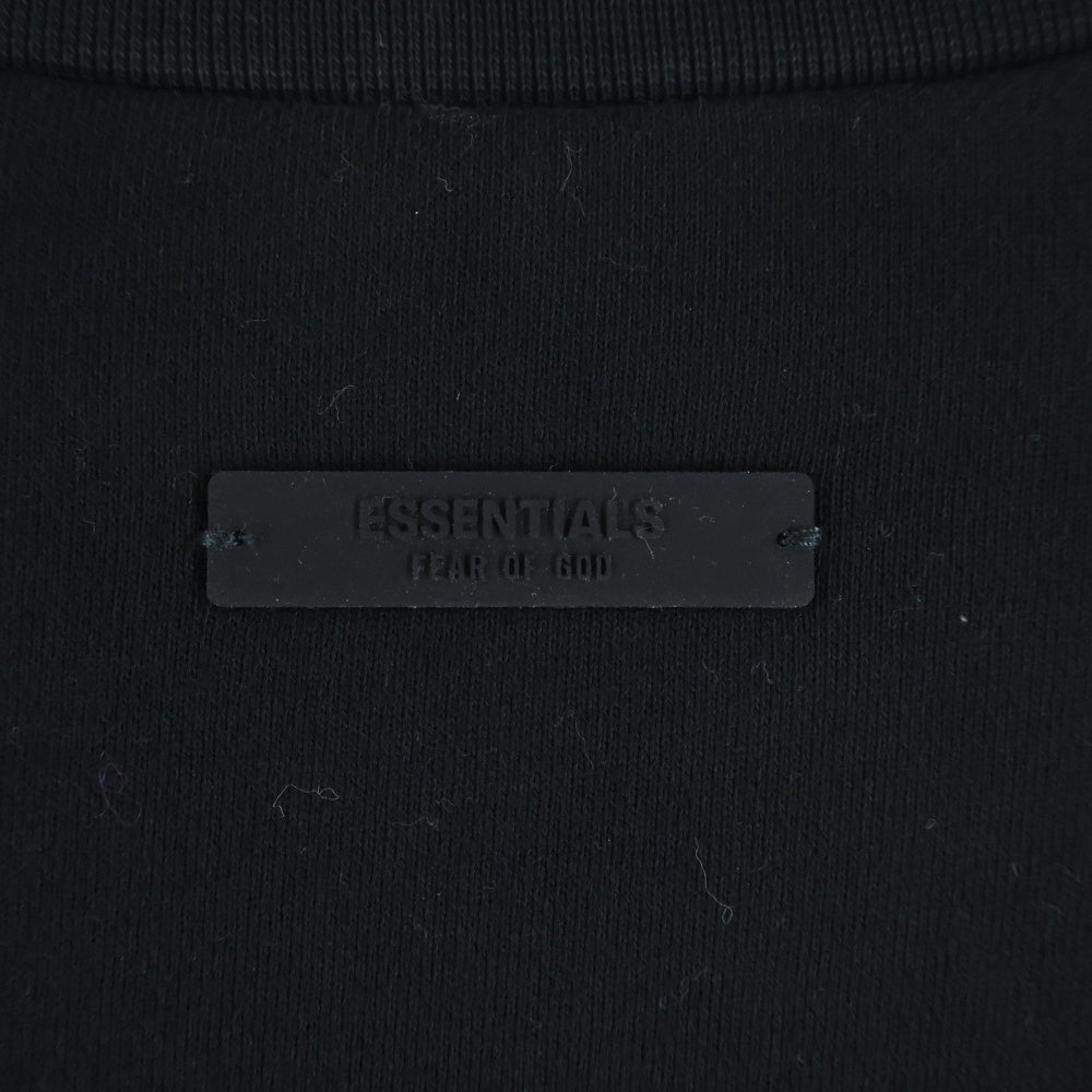 FEAR OF GOD ESSENTIALS(フィアオブゴッド エッセンシャルズ) STATE ロゴプリント クルーネック スウェットトレーナー ブラック