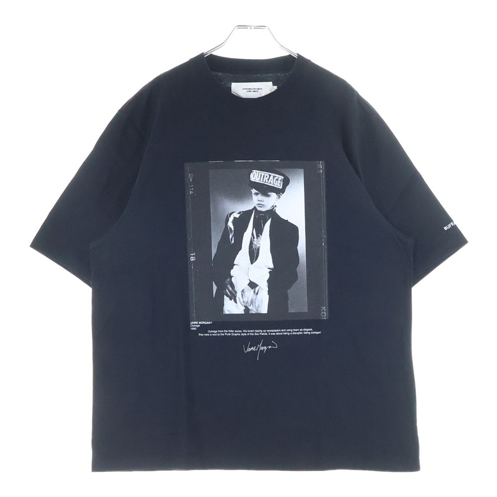 JOHN MASON SMITH(ジョン メイソン スミス) JAMIE MORGAN OUTRAGE ジャミー モーガン アウトレイジ クルーネック半袖プリントTシャツ カットソー ブラック 23WCT-#958S