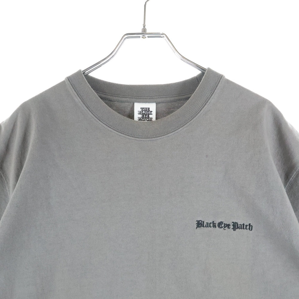 THE BLACK EYE PATCH(ブラックアイパッチ) フロントロゴ クルーネック半袖Tシャツ カットソー グレー