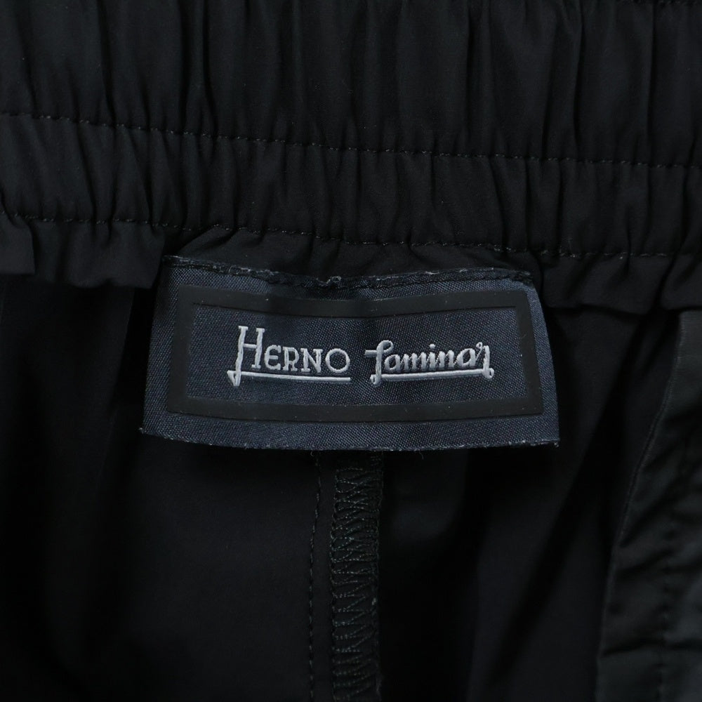 HERNO(ヘルノ) LAMINAR ラミナー リラックスフィット ナイロンブレンド ストレッチ イージーパンツ ブラック PT00001UL-12691-9300