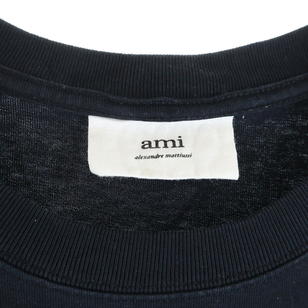 AMI Alexandre Mattiussi(アミアレクサンドルマテュッシ) ハート刺繍 半袖Tシャツ ブラック E21HJ128.726