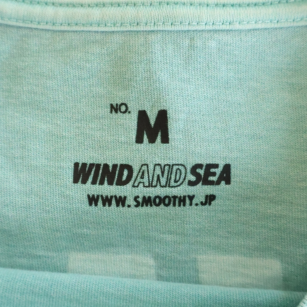 WIND AND SEA(ウィンダンシー) ×PEANUTS SMOOTHY PGT SNOOPY TEE ピーナッツ スムージー キャラクタープリント クルーネック 半袖Tシャツ カットソー ブルー WDS-C-SMT-25-Q4-09
