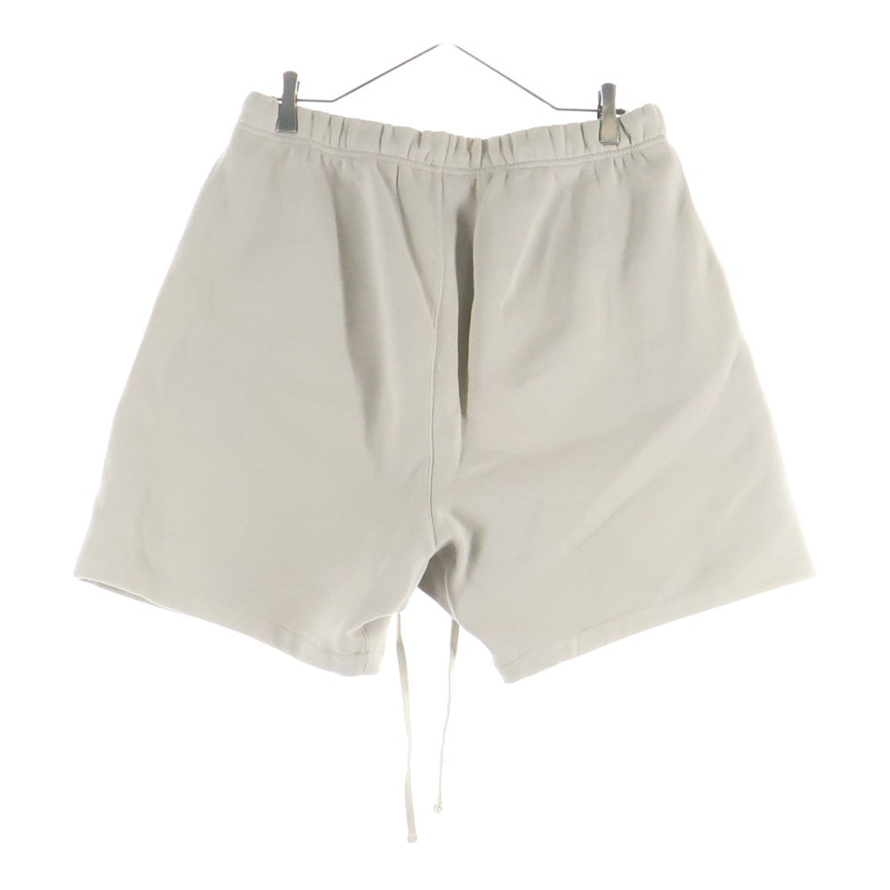 FEAR OF GOD ESSENTIALS(フィアオブゴッド エッセンシャルズ) フロントロゴ スウェットハーフパンツ ショーツ ベージュ