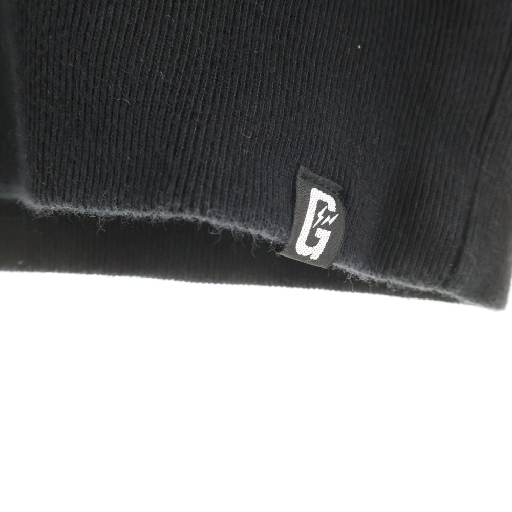 FRAGMENT DESIGN(フラグメントデザイン) ×VARIOUS ARTISTS ヴァリアスアーティスト GUNDAM FRGMT C/N SWEAT ガンダム フロントプリント クルーネックスウェット トレーナー ブラック VBM-15220-C