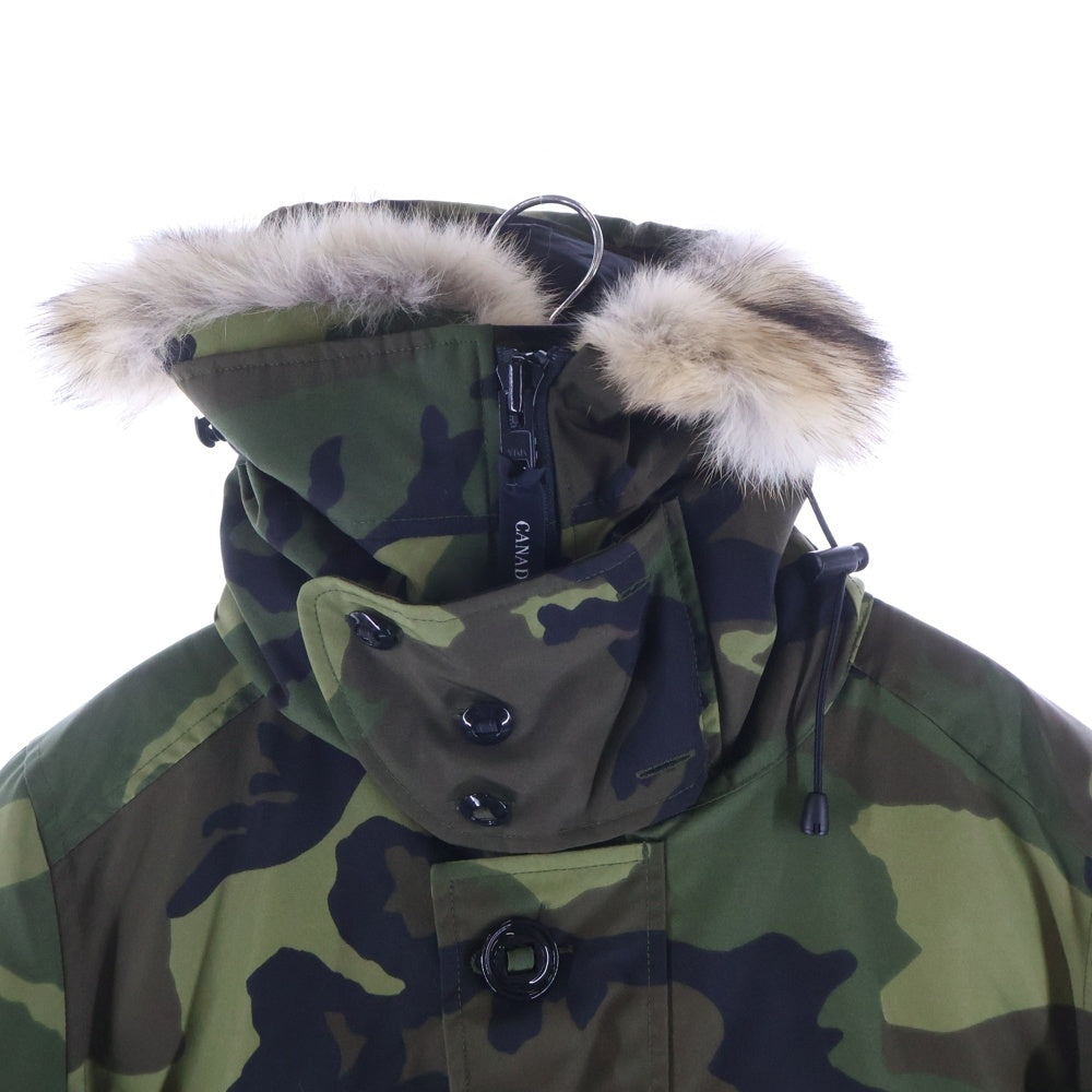 CANADA GOOSE(カナダグース) ×SOPHNET. BROOKFIELD PARKA ×ソフネット ブルックフィールド カモフラ総柄 マルチポケット ファー付きフーデット ダウンジャケット 2304JM/SOPH-156176