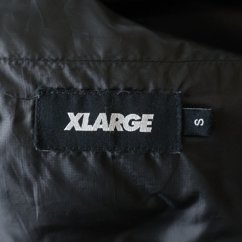 X-LARGE(エクストララージ) HOODED FRONT POCKET DOWN JACKET フロントポケット フーデッド ダウンジャケット ブラック 01194502