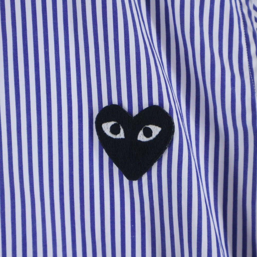 PLAY COMME des GARCONS(プレイコムデギャルソン) AD2023 フロントロゴワッペン ストライプ長袖シャツ ブルー AZ-B017