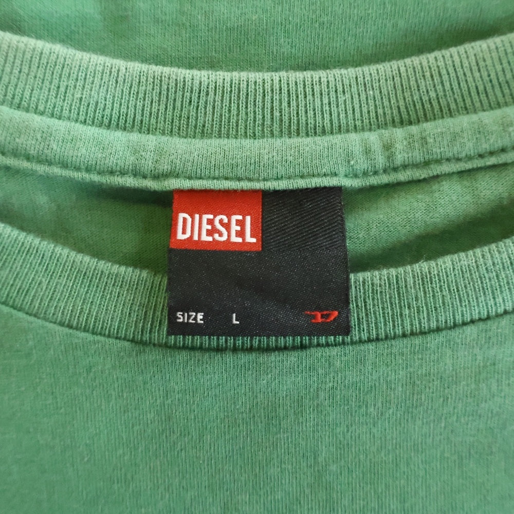 DIESEL(ディーゼル) 90-00S グラフィックプリント ナンバリングパッチ クルーネック 半袖Tシャツ カットソー グリーン レディース
