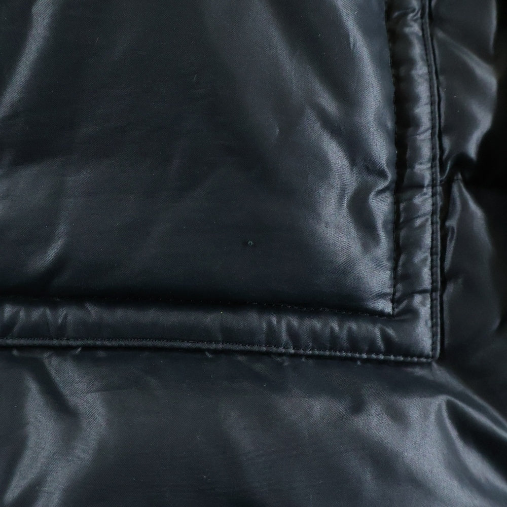 BURBERRY BLACK LABEL(バーバリー ブラックレーベル) 裏地ノバチェック ファーフーデッド ジップアップダウンジャケット ブラック BMP70-736-09