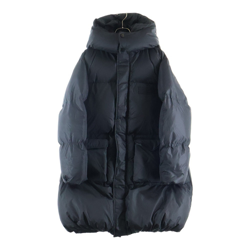 MM6 Maison Margiela(エムエムシックスメゾンマルジェラ) 25AW ジップアップ フーデット ロングダウンジャケット ブラック レディース M60824-MM001