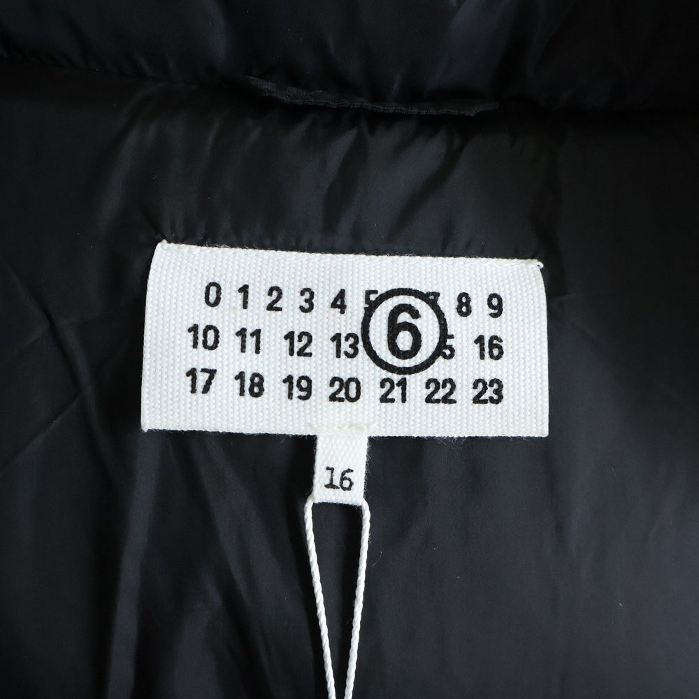 MM6 Maison Margiela(エムエムシックスメゾンマルジェラ) 25AW ジップアップ フーデット ロングダウンジャケット ブラック レディース M60824-MM001
