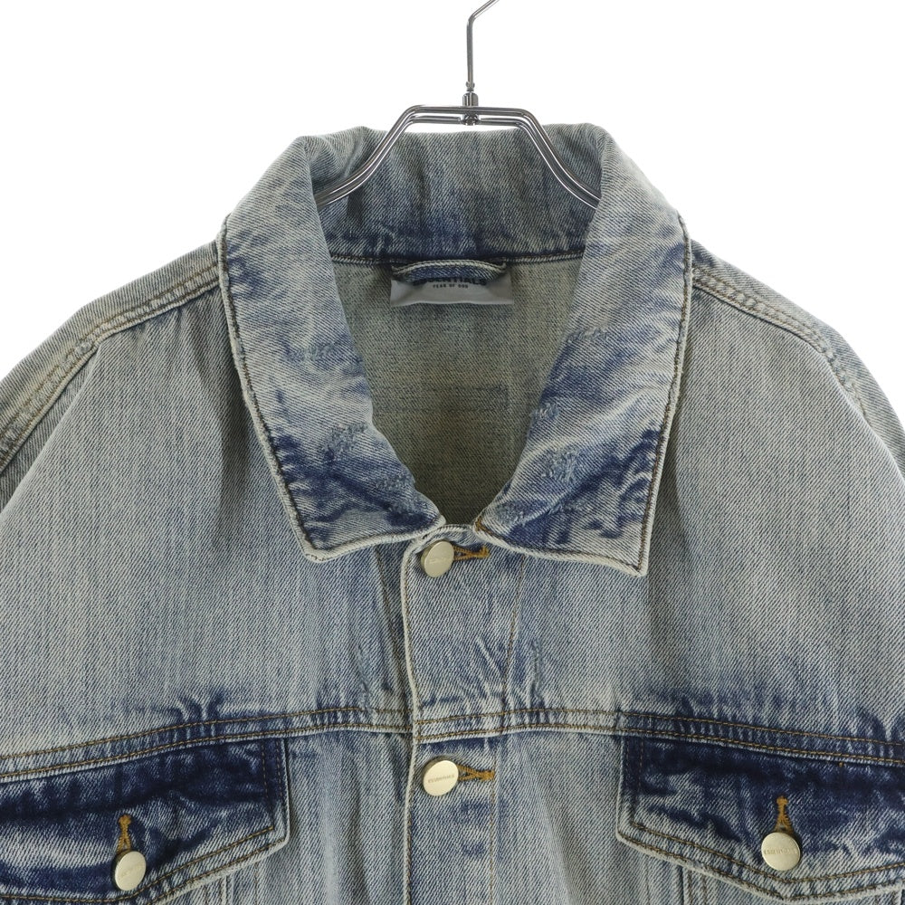 FEAR OF GOD ESSENTIALS(フィアオブゴッド エッセンシャルズ) DENIM TRUCKER JACKET ダメージ加工 デニム トラッカー ジャケット ライトインディゴ 202BT202030F