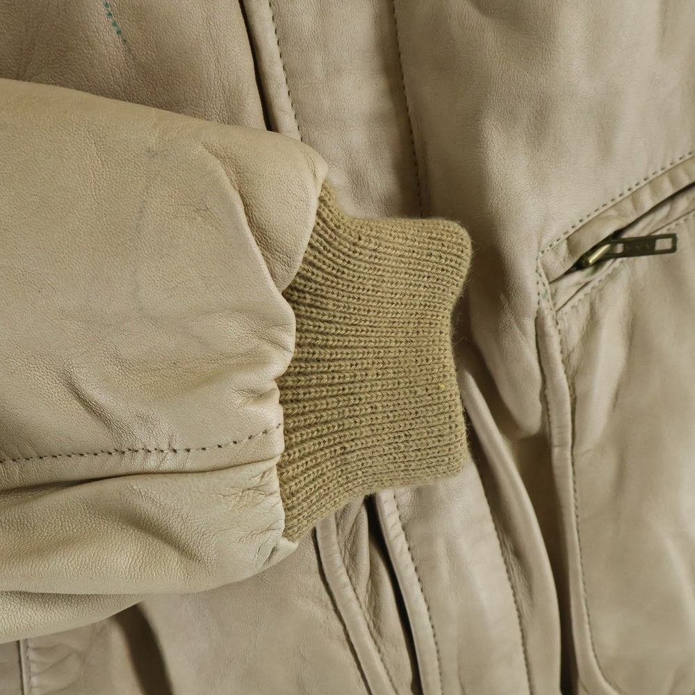 CHEVIGNON(シェピニオン) マルチポケット 裏地キルティング レザージャケット ベージュ