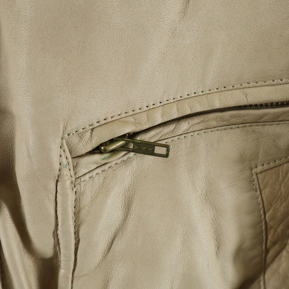 CHEVIGNON(シェピニオン) マルチポケット 裏地キルティング レザージャケット ベージュ