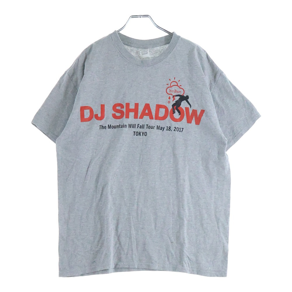 NO BRAND(ノーブランド) DJ SHADOW 2017 TOUR TEE DJシャドウ 2017ツアー フロントプリントTシャツ 半袖クルーネックカットソー グレー