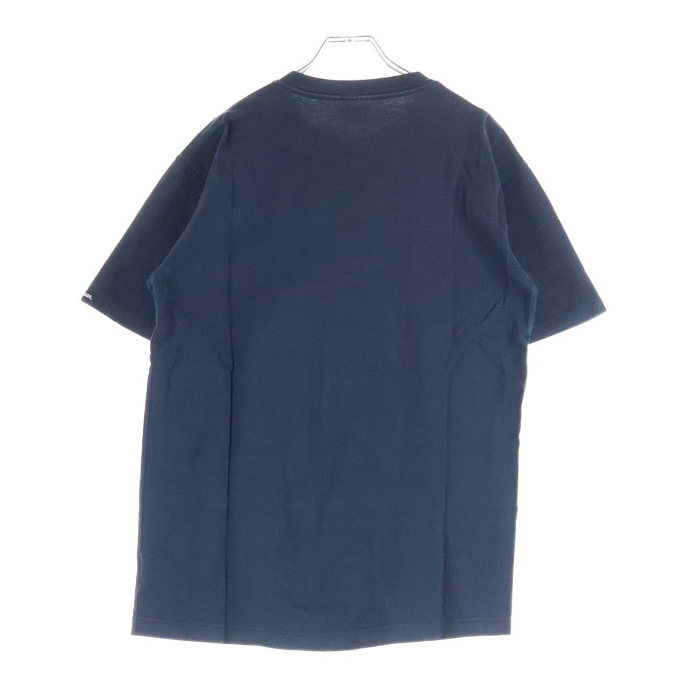 STUSSY(ステューシー) CUSTOMADE N2 カスタメイド フロントロゴプリント クルーネック半袖Tシャツ カットソー ブラック