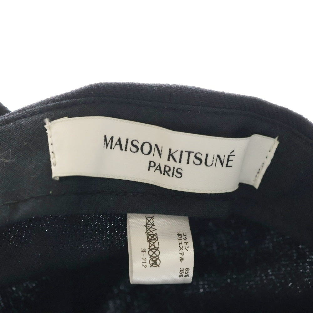 MAISON KITSUNE(メゾンキツネ) エンブロイダリーロゴデザイン アジャスター付き 6パネル ベースボールキャップ ブラック