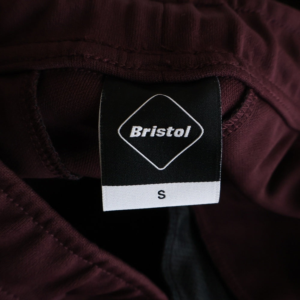 F.C.R.B./F.C.Real Bristol/FCRB(エフシーアールビー/エフシーレアルブリストル) 25AW TRAINING TRACK PANTS ロゴパッチ サイドライン トレーニング トラックパンツ ワインレッド FCRB-252085