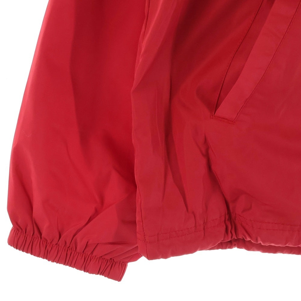 SUPREME(シュプリーム) 25AW Old English Arc Coaches Jacket オールドイングリッシュ アーチロゴ ナイロンコーチジャケット レッド