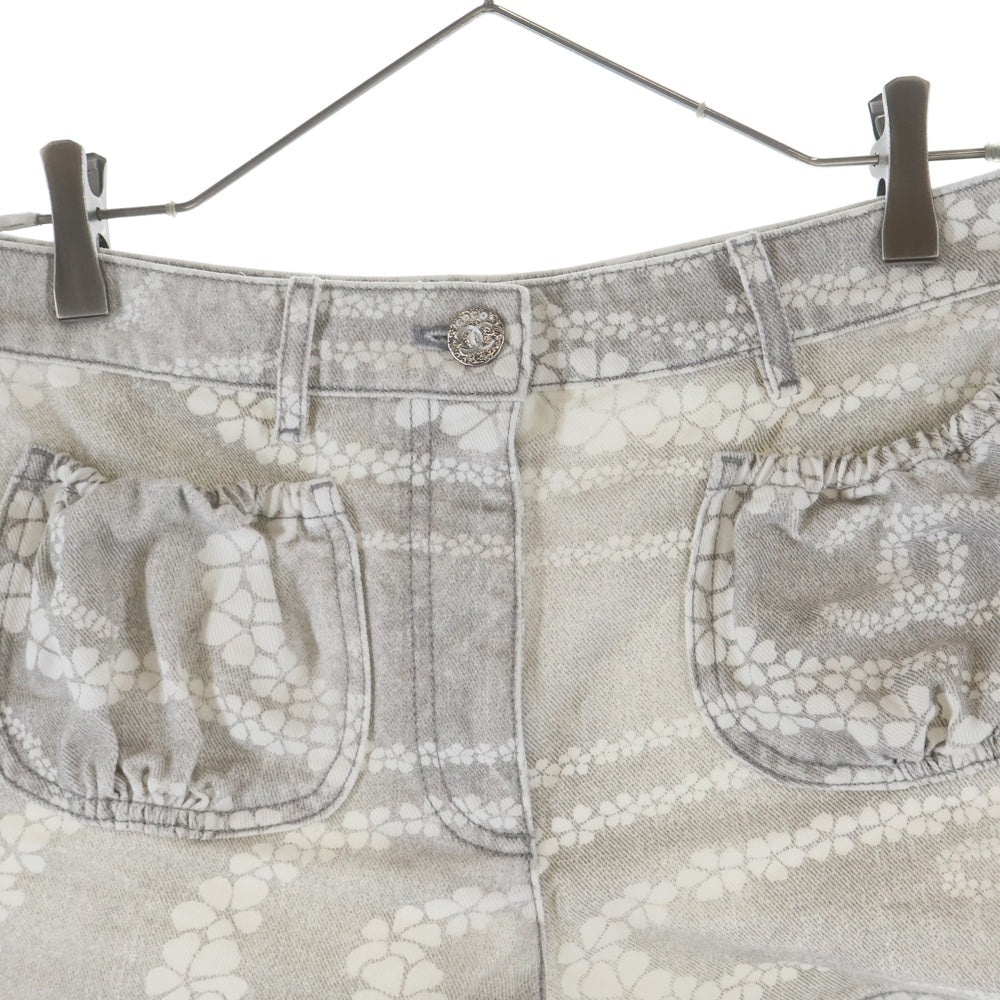 CHANEL(シャネル) 25SS ココビーチ 立体ポケット デニム ジップフライ ショートパンツ グレー/ホワイト レディース P78607V71097